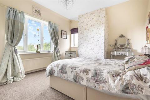 Lynfield Gorsey Lane, Ashton-under-lyne, OL6 9AU