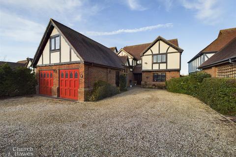 cristal cada Abuso Cocks Clarks, nr Chelmsford 7 bed detached house - £1,150,000
