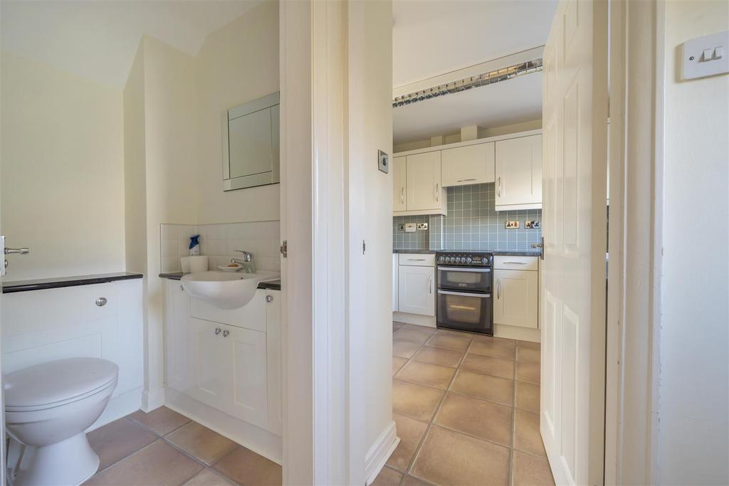 Guest cloak room