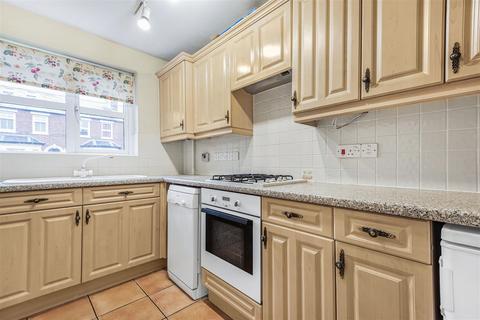 25 Patrick Road, Caversham, Reading, RG4 8DD
