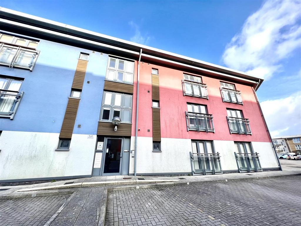 St Margarets Court, Marina, Swansea 1 bed apartment £149,950