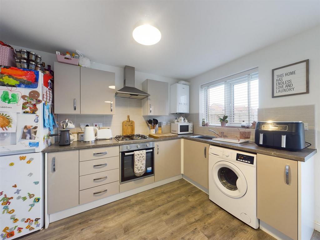 Kitchen:
