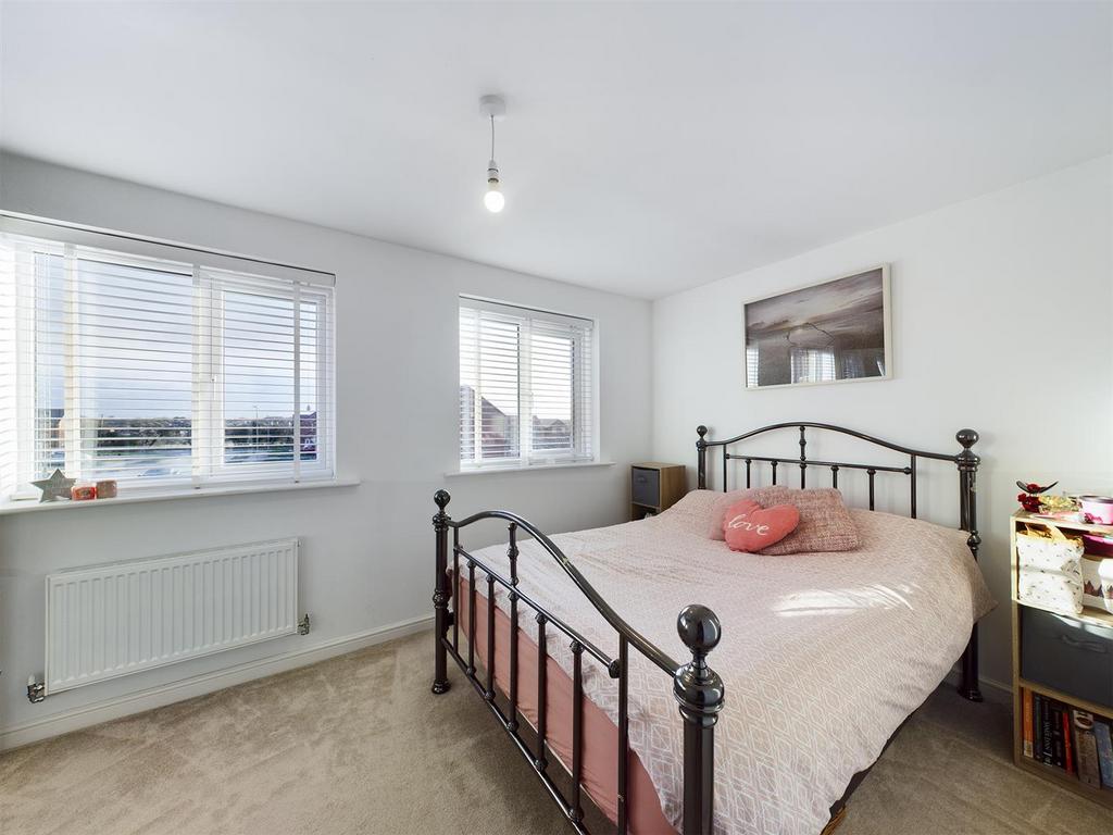 Bedroom: