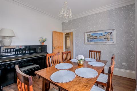 100 Lightcliffe Road, Brighouse, HD6 2HN