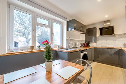 45 Beech Road, Farnborough, GU14 8EX