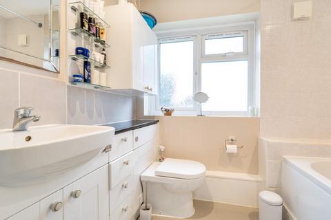 45 Beech Road, Farnborough, GU14 8EX
