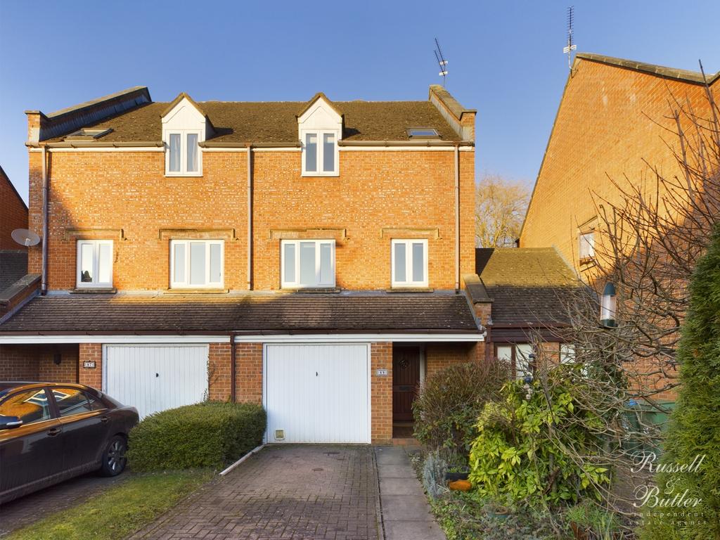 Fishers Field, Buckingham 4 bed townhouse £379,995