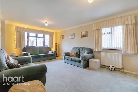 62 Aylesbeare, Shoeburyness, Southend-on-sea, SS3 8DB