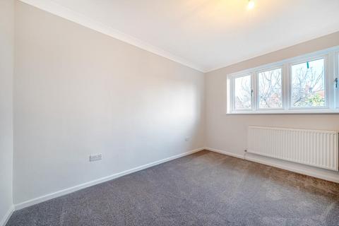 97 Groveley Road, Sunbury-on-thames, TW16 7JZ