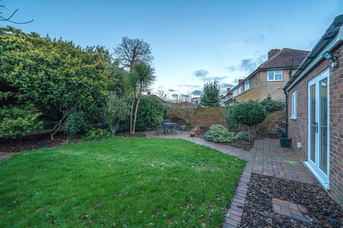 97 Groveley Road, Sunbury-on-thames, TW16 7JZ