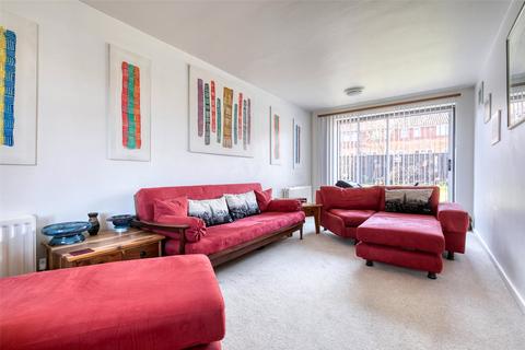3 bedroom end of terrace house for sale - Pollardrow Avenue, Bracknell, Berkshire, RG42