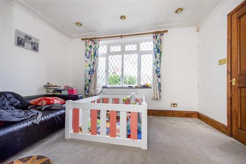 4 bedroom semi-detached house to rent - Coombe Lane, London