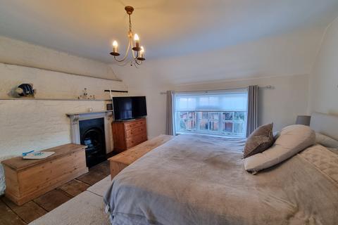 4 bedroom cottage for sale, Village Farm, Ladbroke, CV47