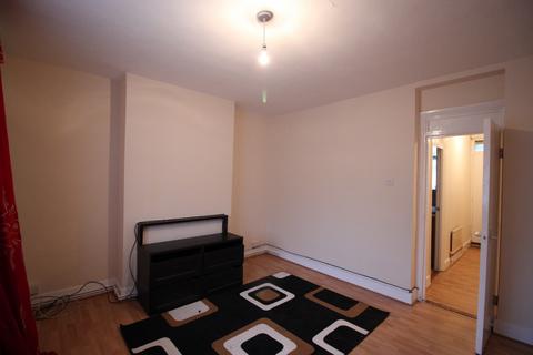 1 bedroom flat for sale, Padstow House, E14