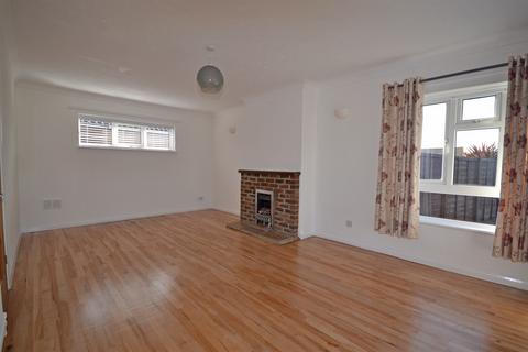 64 Beach Road, Selsey, Chichester, PO20 0TA