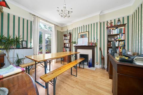 60 Netherbury Road, London, W5 4SP