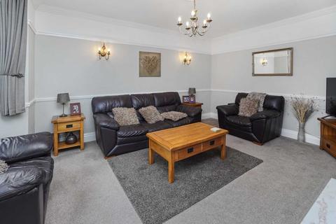 35 Barnstaple Road, Southend-on-sea, SS1 3PB