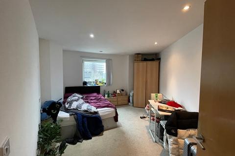 2 bedroom apartment for sale, EWS1 Passed, Masshouse Large Corner 2 Bed with Parking and Balcony