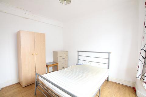 4 bedroom terraced house to rent, Durham Road, Canning Town, London, E16