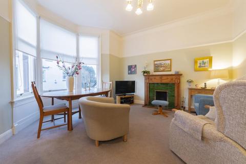 3 bedroom semi-detached house for sale - St Helier, 8 Norwood Drive, Giffnock