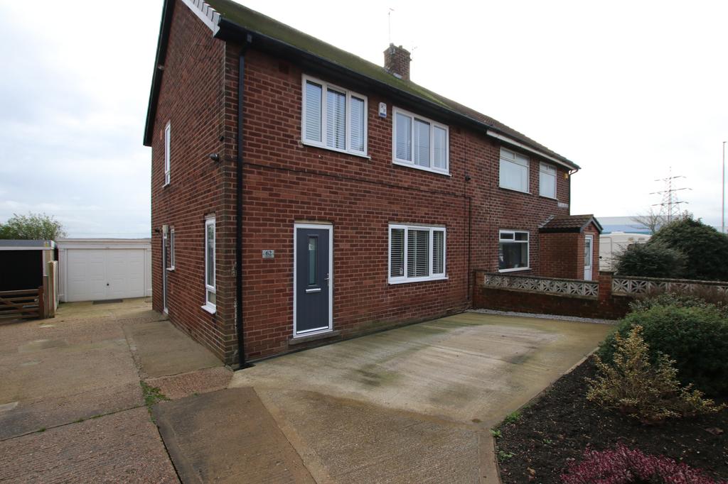 Parkside Road, Hoyland, Barnsley, S74 0AH 3 bed semidetached house £