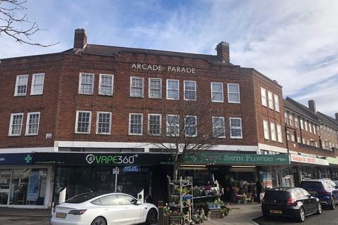 4a Arcade Parade, Chessington, KT9 1AB