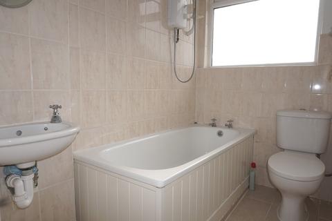 4a Arcade Parade, Chessington, KT9 1AB