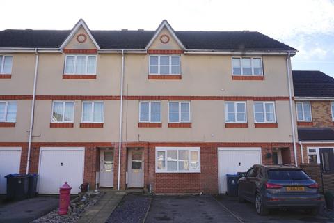 11 Padley Close, Chessington, KT9 2BA