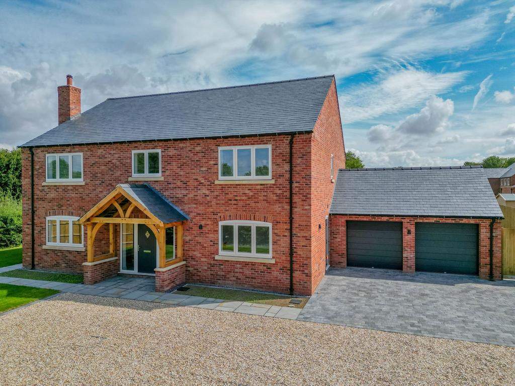 Fleets Road, Sturton By Stow, LN1 5 bed detached house £695,000