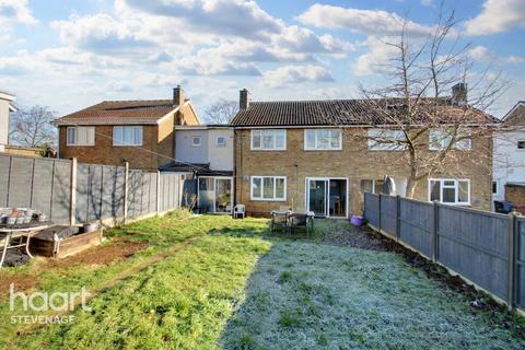 101 Oaks Cross, Stevenage, SG2 8LT
