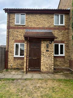 1 bedroom terraced house to rent, Coulson Close, Chadwell heath,RM8 1TY
