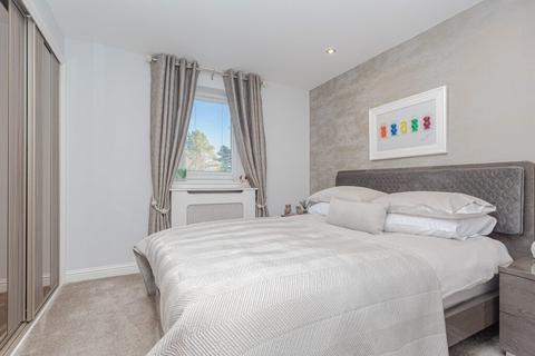 31 Guthrie Court, Gleneagles Village, Auchterarder, PH3 1SD