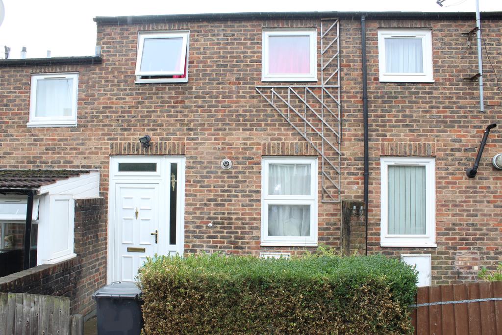 Bracknell Close, N22 2 bed terraced house for sale £449,995