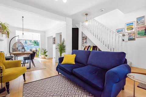 32 Croft Road, London, SW19 2NF
