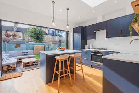 32 Croft Road, London, SW19 2NF
