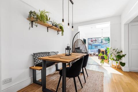 32 Croft Road, London, SW19 2NF