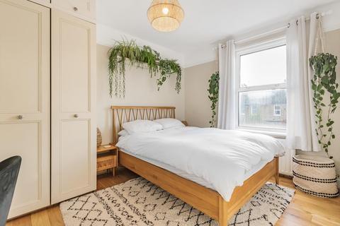 32 Croft Road, London, SW19 2NF