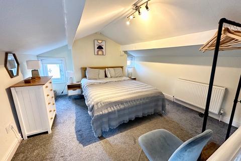 2 bedroom terraced house to rent - Balmoral Street, Hebden Bridge, HX7 8BJ