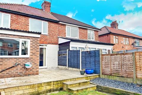 3 bedroom semi-detached house for sale - Blue Bell Avenue, Manchester, Greater Manchester, M40