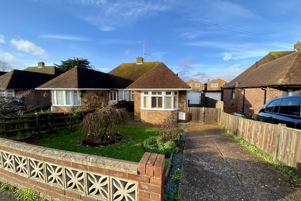 Windmill Road, Polegate, East Sussex... 2 bed bungalow £300,000