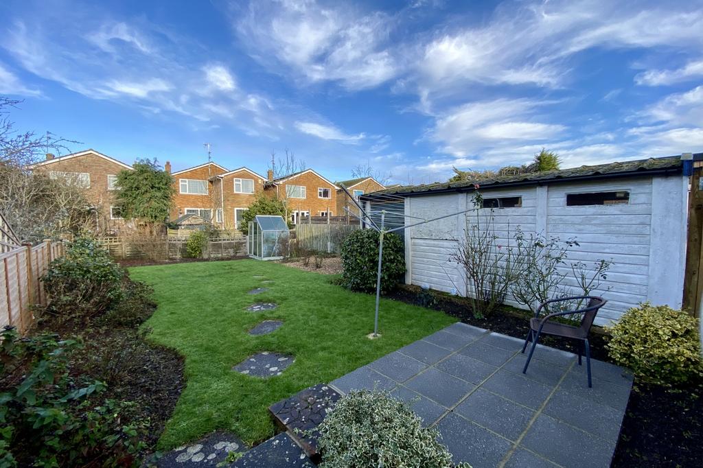 Windmill Road, Polegate, East Sussex... 2 bed bungalow £300,000