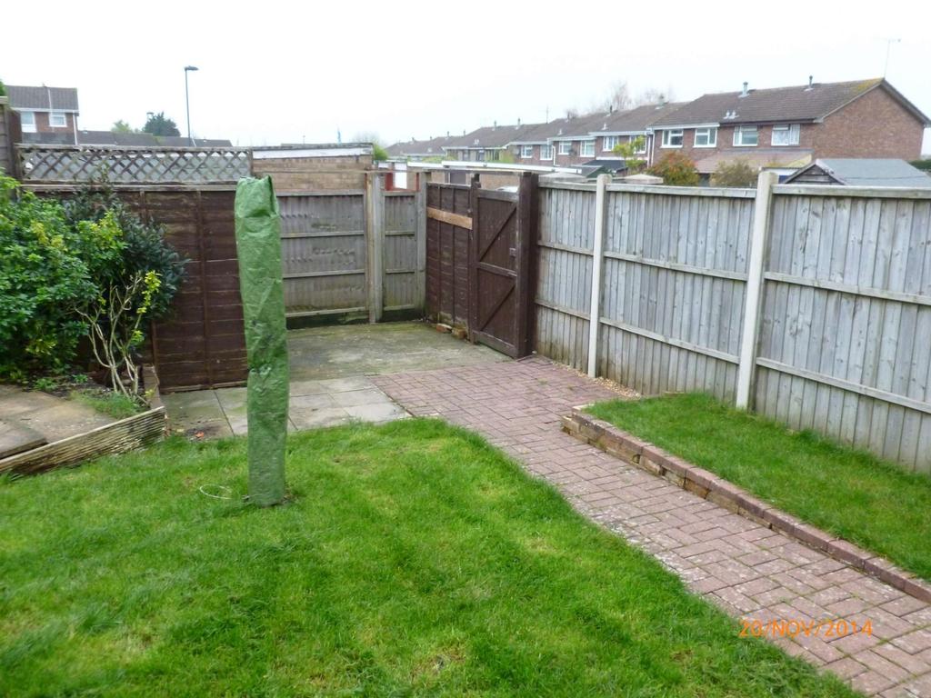Kingscote, Yate, Bristol... 3 bed terraced house £1,300 pcm (£300 pw)