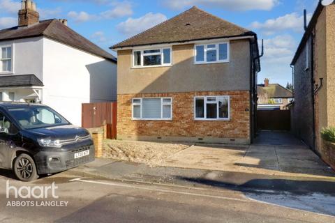 43a Adrian Road, Abbots Langley, WD5 0AG