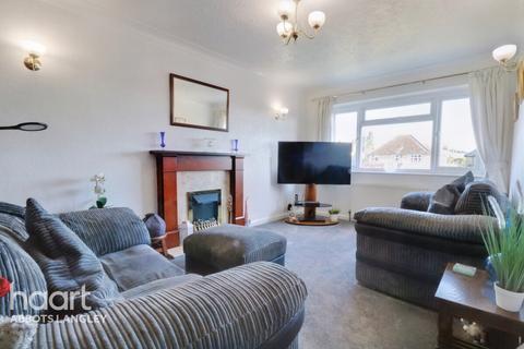 43a Adrian Road, Abbots Langley, WD5 0AG