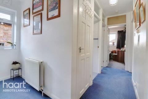 43a Adrian Road, Abbots Langley, WD5 0AG