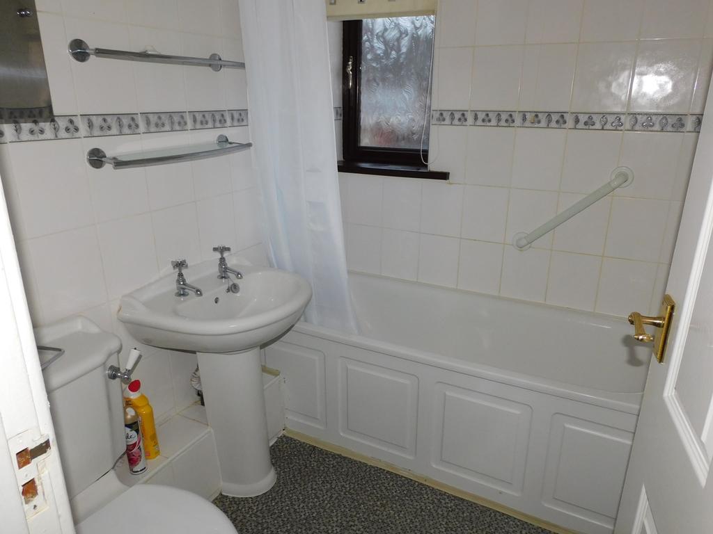 109 Colling Bath