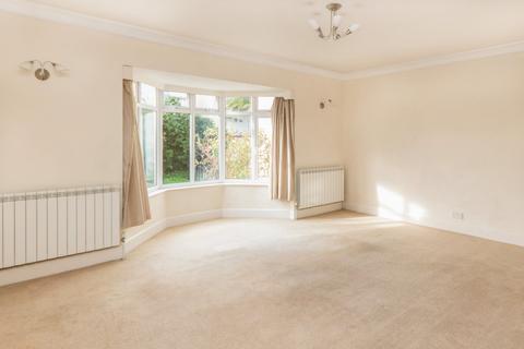 4 bedroom detached house to rent, Nocq Road, St. Sampsons