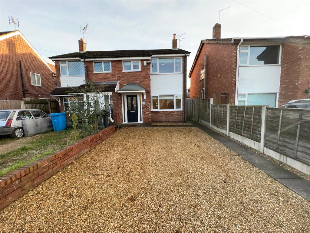 Hazel Grove, Wombourne... 3 bed semidetached house £1,200 pcm (£277 pw)