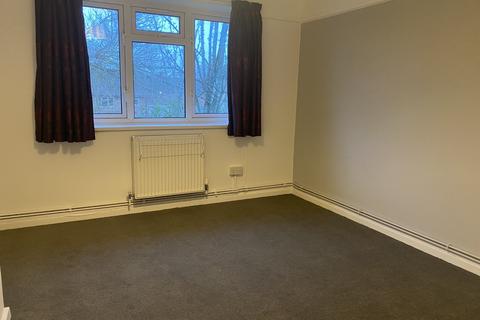 1 bedroom flat to rent, Oak House, Gorse Avenue, Chatham, ME5