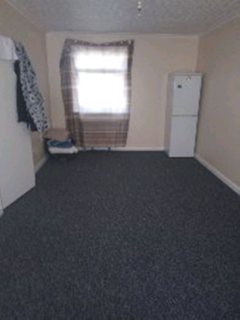1 bedroom in a house share to rent - Mill Lane, Romford, London RM6